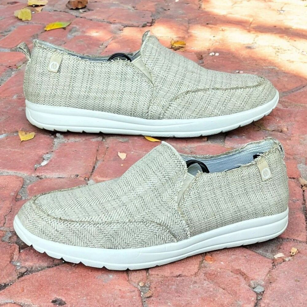 Minnetonka Expanse Slip-On Shoes Womens 8.5 Tan Canvas Fabric Comfort Loafer Moc